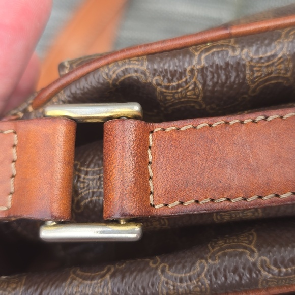 * Excellent Vintage Celine * - Picture 17 of 17